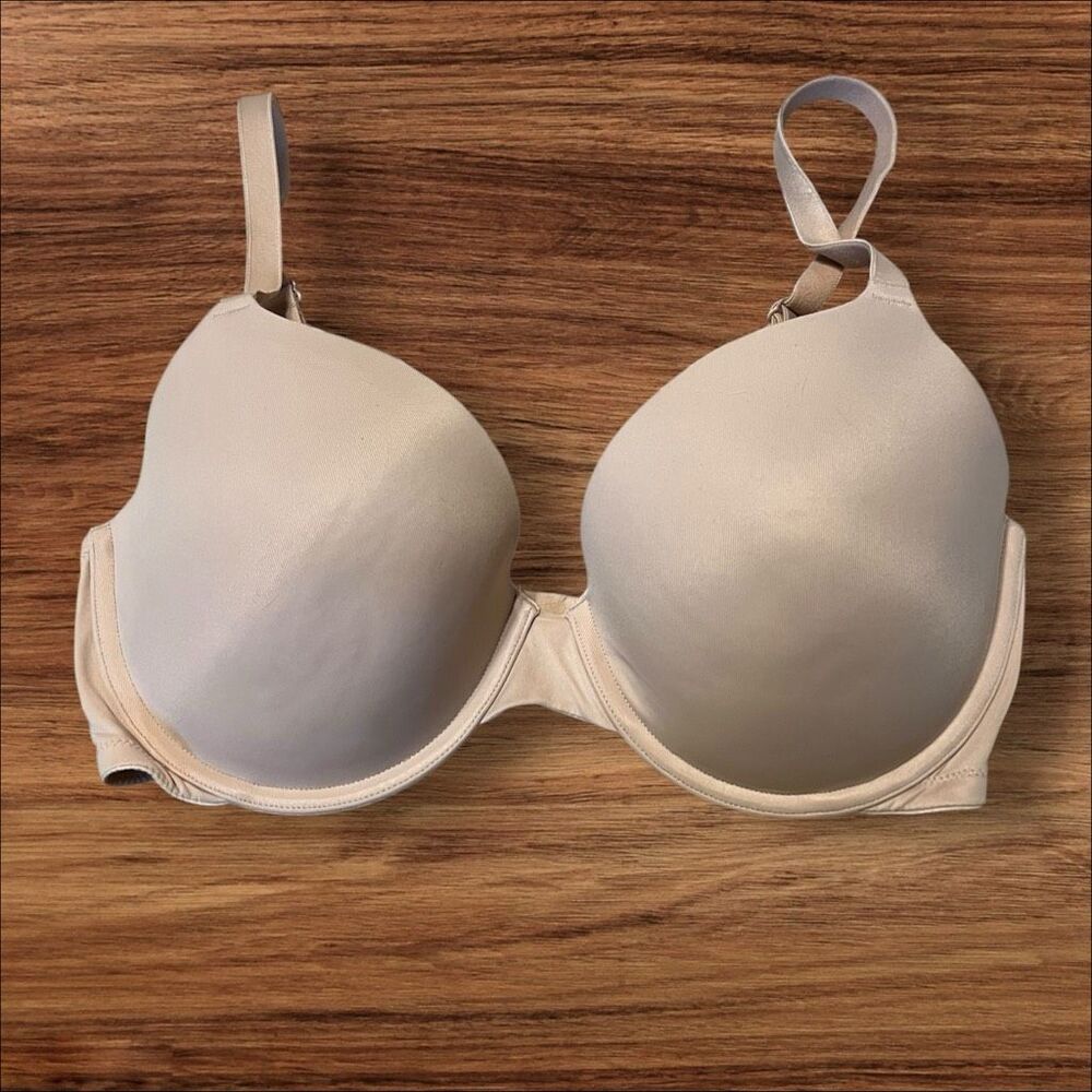 ☑️ Victoria’s Secret PINK Nude Push-Up Bra Hot Pink Lining 34DD